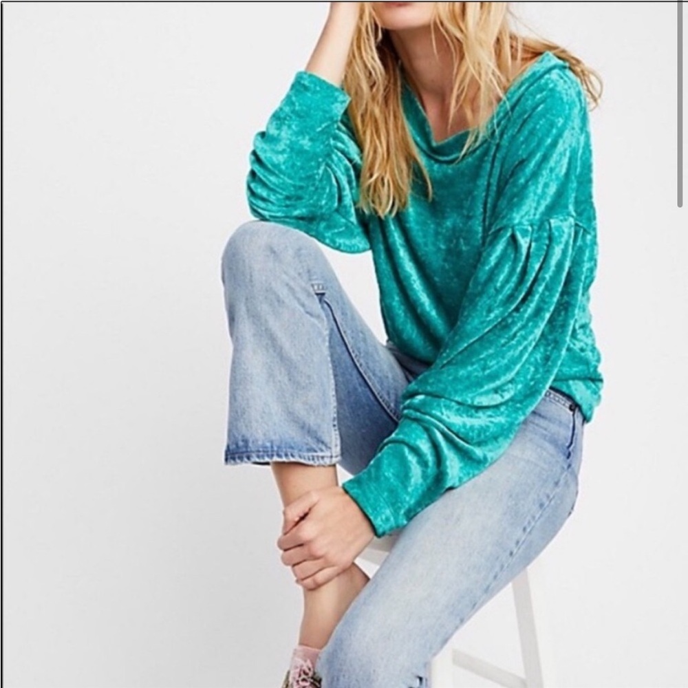 NWOT WTF Free People green/teal long sleeve velvet top
